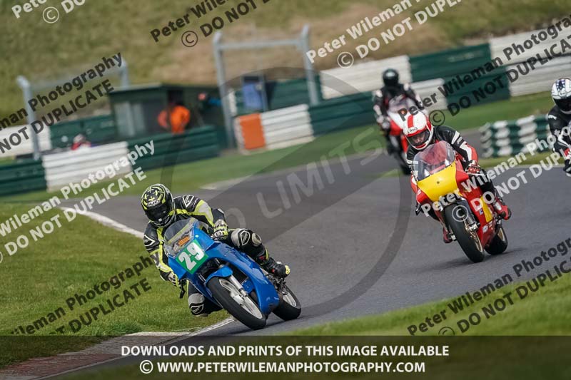 cadwell no limits trackday;cadwell park;cadwell park photographs;cadwell trackday photographs;enduro digital images;event digital images;eventdigitalimages;no limits trackdays;peter wileman photography;racing digital images;trackday digital images;trackday photos